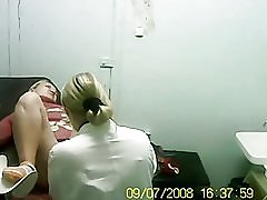 Rubia visitó a mi doctor.