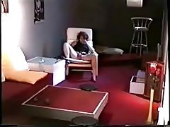 Gran vista de mi mamá digitación en sala de estar