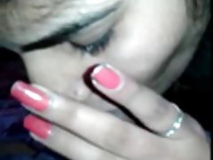 Desi caliente mamando hindi